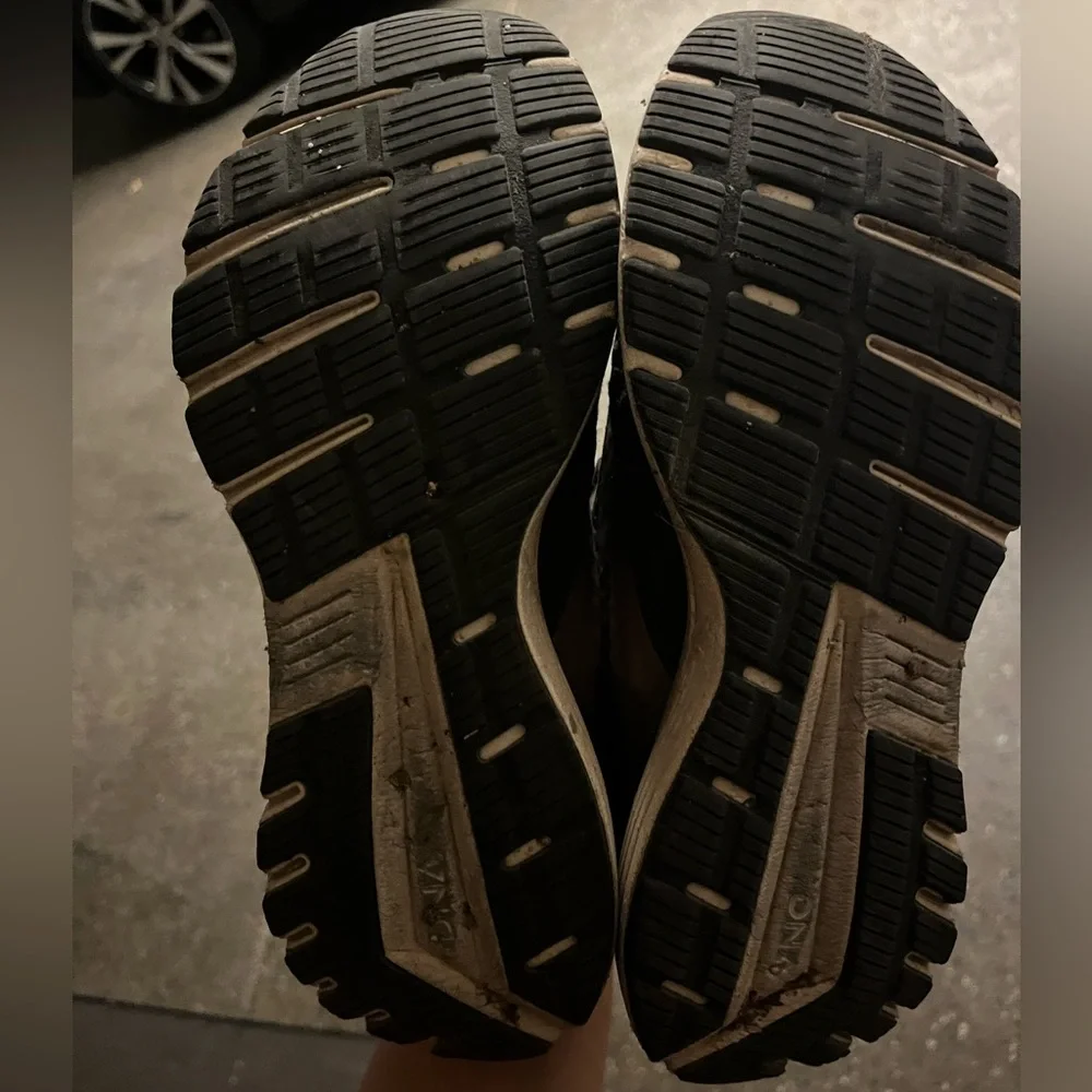 Brooks Anthem 4 Black Lace Up Mid Top Running Sneaker Women's Size 8.5 M - Picture 6 of 6